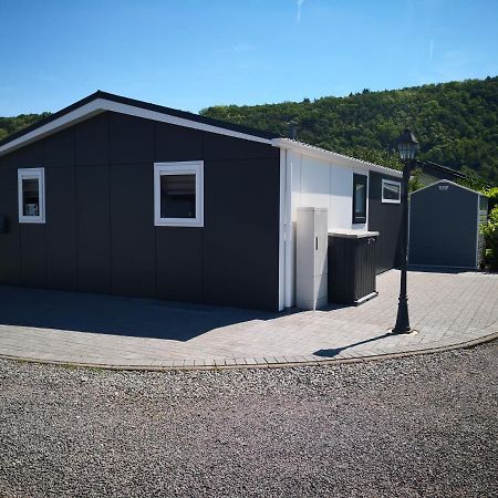 Ferienhaus Malefi 1 Am Guelser Moselbogen โคเบลนซ์ ภายนอก รูปภาพ